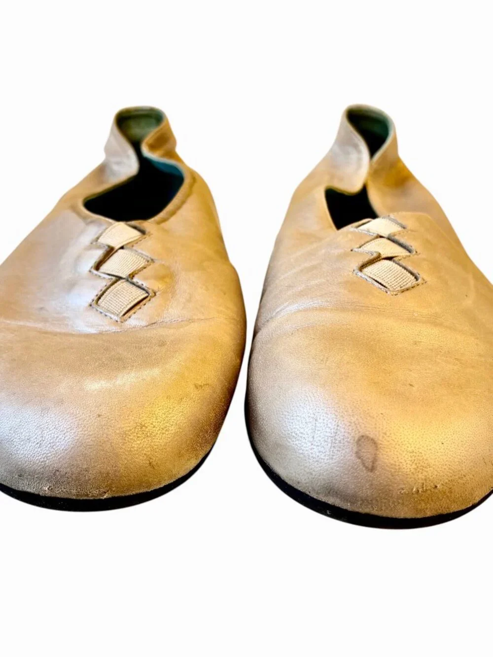Thierry Rabotin Grace Platinum Gold Metalliic Leather Ballet Flat size 40 9.5